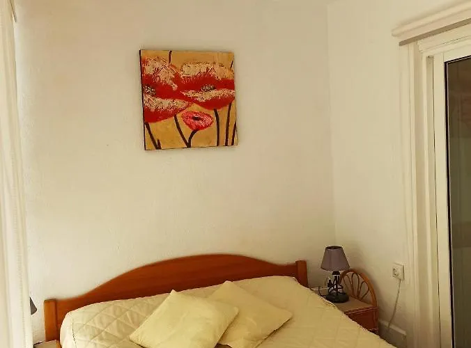 Mare - Joy Daire Costa Adeje